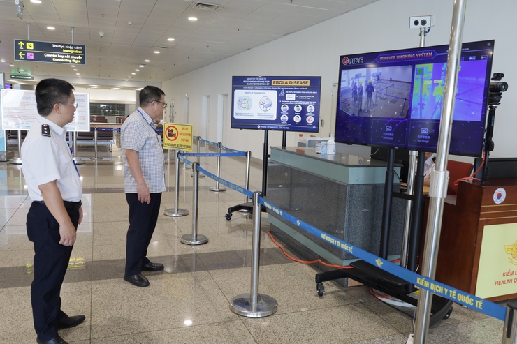 CDC Hà Nội chủ động triển khai các biện pháp phòng, chống nguy cơ dịch Ebola xâm nhập- Ảnh 1.