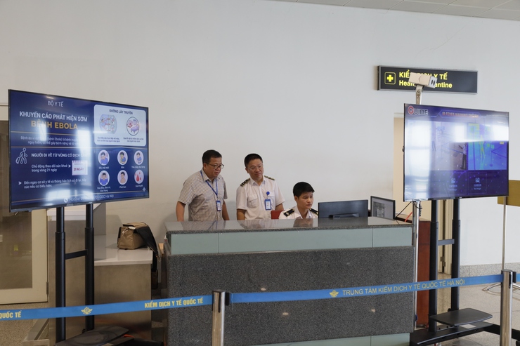 CDC Hà Nội chủ động triển khai các biện pháp phòng, chống nguy cơ dịch Ebola xâm nhập- Ảnh 4.