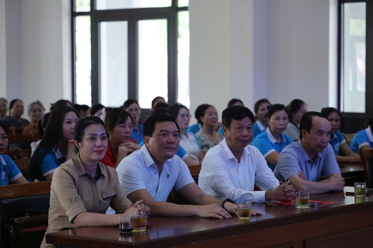 Hội nghị tuyên truyền về Luật Thủ đô sửa đổi năm 2026; chuyên đề Học tập và làm theo tư tưởng đạo đức, phong cách Hồ Chí Minh- Ảnh 2.