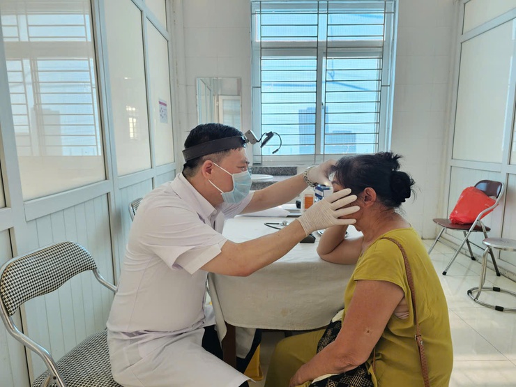 Xã Thượng Phúc tổ chức khám sức khỏe định kỳ cho người cao tuổi- Ảnh 1.