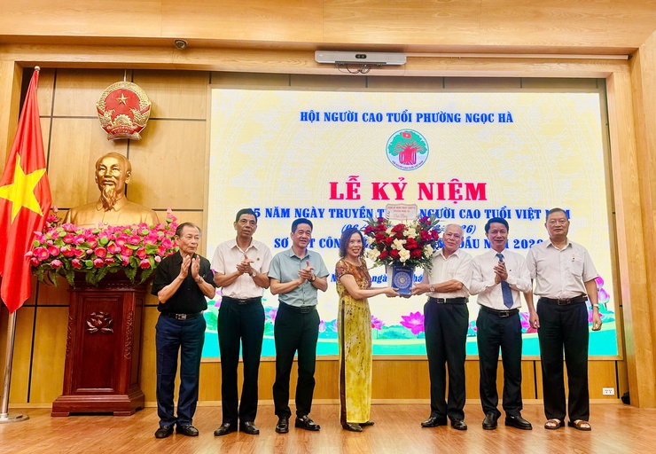 Lễ kỷ niệm 85 năm Ngày truyền thống Người cao tuổi Việt Nam- Ảnh 3.