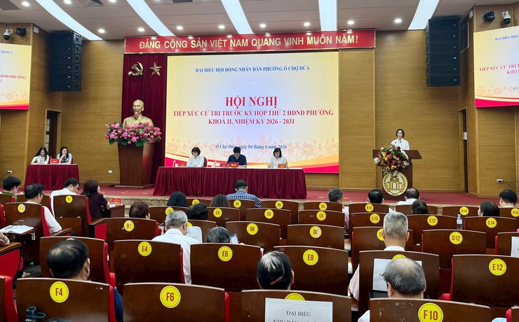 Cử tri phường Ô Chợ Dừa kiến nghị nhiều vấn đề “nóng” về trật tự đô thị- Ảnh 4.