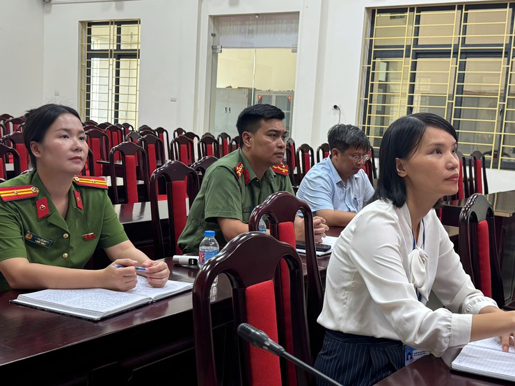 Xã Bình Minh tham dự tập huấn nâng cao kỹ năng viết, biên tập tin, bài và vận hành Cổng Thông tin điện tử Thành phố- Ảnh 3.