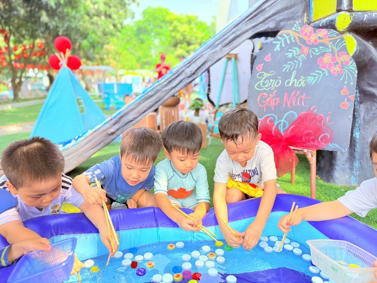 Ngày hè rực rỡ – Sân chơi trải nghiệm đầy sắc màu của các bé- Ảnh 13.