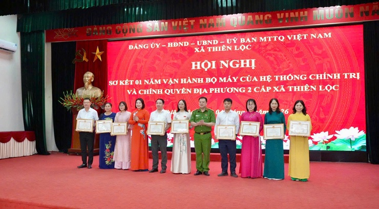 Xã Thiên Lộc sơ kết 01 năm vận hành bộ máy của Hệ thống chính trị và chính quyền địa phương 2 cấp.- Ảnh 16.