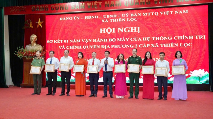 Xã Thiên Lộc sơ kết 01 năm vận hành bộ máy của Hệ thống chính trị và chính quyền địa phương 2 cấp.- Ảnh 13.