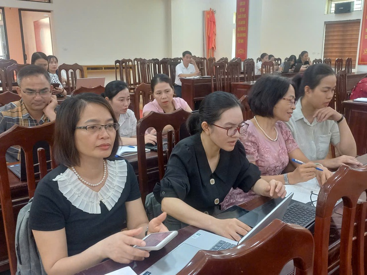 UBND xã Dân Hòa tổ chức tập huấn Hệ thống HanoiWork và đánh giá cán bộ theo OKR/KPI- Ảnh 4.