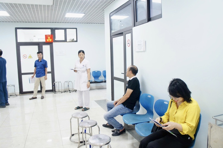 Phường Phú Thượng tổ chức khám sức khỏe định kỳ cho cán bộ, công chức, viên chức và người lao động năm 2026- Ảnh 11.