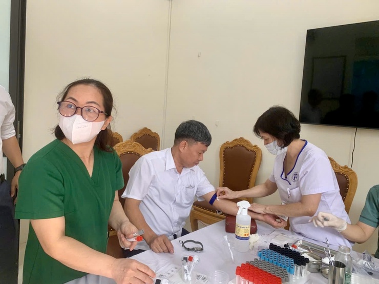 Phường Phú Thượng tổ chức khám sức khỏe định kỳ cho cán bộ, công chức, viên chức và người lao động năm 2026- Ảnh 3.