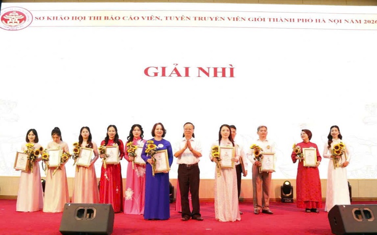  ĐỒNG CHÍ NGUYỄN THỊ THU HÀ XÃ BÌNH MINH XUẤT SẮC GIÀNH GIẢI NHÌ VÒNG SƠ KHẢO HỘI THI BÁO CÁO VIÊN, TUYÊN TRUYỀN VIÊN GIỎI NĂM 2026 CỤM THI SỐ 4- Ảnh 1.