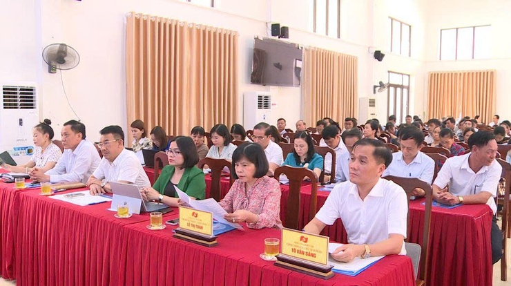 Hội nghị triển khai một số nội dung liên quan đến sắp xếp thôn trên địa bàn xã Phúc Lộc- Ảnh 1.