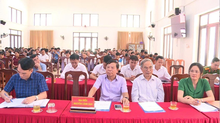 Hội nghị triển khai một số nội dung liên quan đến sắp xếp thôn trên địa bàn xã Phúc Lộc- Ảnh 2.