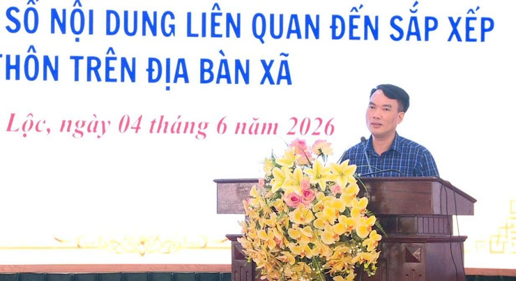 Hội nghị triển khai một số nội dung liên quan đến sắp xếp thôn trên địa bàn xã Phúc Lộc- Ảnh 4.