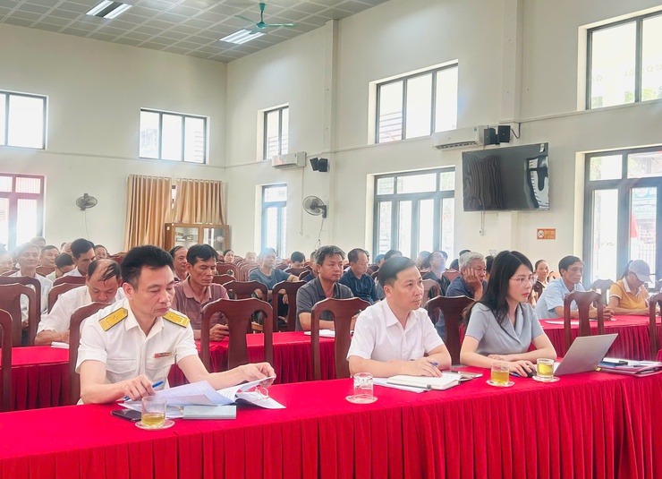 UBND xã tổ chức Hội nghị làm việc với các chủ trang trại trên địa bàn- Ảnh 2.