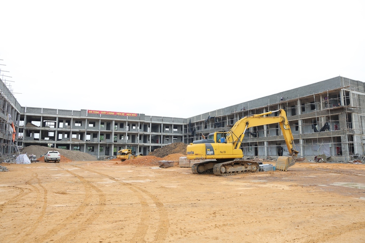 Thường trực Hội đồng nhân dân xã Phú Nghĩa khảo sát thực tế công tác giải phóng mặt bằng, thi công các Dự án trên địa bàn xã- Ảnh 7.