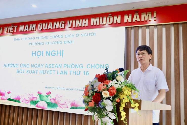 Phường Khương Đình chủ động kiểm soát, ngăn chặn dịch bệnh và nâng cao ý thức của cộng đồng trong công tác phòng chống sốt xuất huyết

- Ảnh 1.