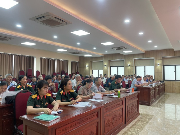Phường Tây Hồ triển khai chính sách mới về an, điều dưỡng và chăm sóc sức khỏe cho cán bộ Quân đội nghỉ hưu- Ảnh 1.