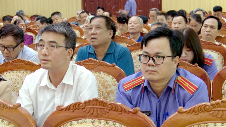 XÃ THƯ LÂM TỔ CHỨC HỘI NGHỊ TUYÊN TRUYỀN PHÁP LUẬT VỀ NGHỊ QUYẾT SỐ 205/2025/QH15 CỦA QUỐC HỘI- Ảnh 6.