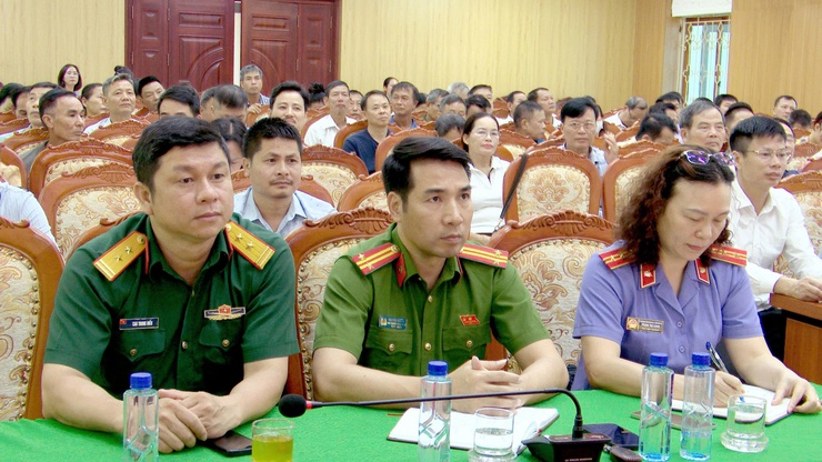 XÃ THƯ LÂM TỔ CHỨC HỘI NGHỊ TUYÊN TRUYỀN PHÁP LUẬT VỀ NGHỊ QUYẾT SỐ 205/2025/QH15 CỦA QUỐC HỘI- Ảnh 7.