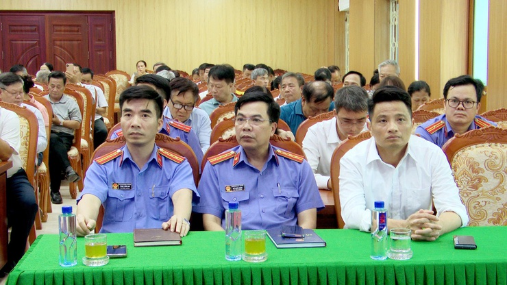 XÃ THƯ LÂM TỔ CHỨC HỘI NGHỊ TUYÊN TRUYỀN PHÁP LUẬT VỀ NGHỊ QUYẾT SỐ 205/2025/QH15 CỦA QUỐC HỘI- Ảnh 8.