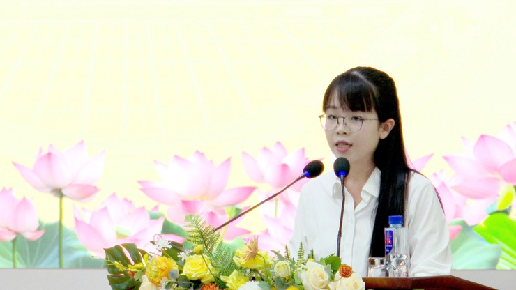 XÃ THƯ LÂM TỔ CHỨC HỘI NGHỊ CÔNG BỐ QUYẾT ĐỊNH KẾT THÚC HOẠT ĐỘNG ĐỐI VỚI NGƯỜI HOẠT ĐỘNG KHÔNG CHUYÊN TRÁCH CẤP XÃ - Ảnh 11.