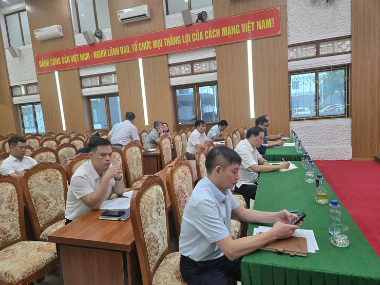 UBND XÃ THƯ LÂM CÔNG BỐ QUYẾT ĐỊNH THÀNH LẬP TỔ CÔNG TÁC HỖ TRỢ ỔN ĐỊNH ĐỜI SỐNG CHO CÁC HỘ GIA ĐÌNH, CÁ NHÂN TÁI ĐỊNH CƯ TRÊN ĐỊA BÀN XÃ THƯ LÂM- Ảnh 2.