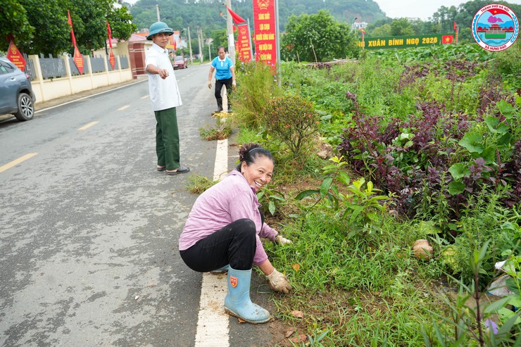 XÃ HƯNG ĐẠO PHÁT ĐỘNG PHONG TRÀO “TOÀN DÂN CHUNG TAY BẢO VỆ MÔI TRƯỜNG VÌ THỦ ĐÔ XANH – SẠCH – ĐẸP” VÀ HƯỞNG ỨNG NGÀY MÔI TRƯỜNG THẾ GIỚI 05/6- Ảnh 8.
