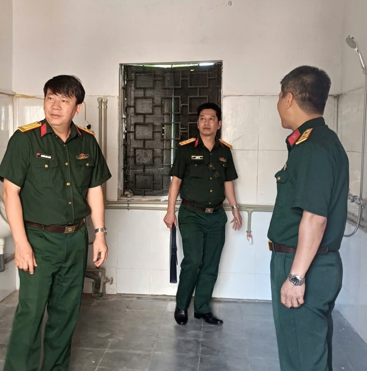 Phòng Dân quân tự vệ - Bộ Tham mưu kiểm tra công tác chuẩn bị thành lập Tiểu đội Dân quân Thường trực tại xã Nam Phù- Ảnh 2.