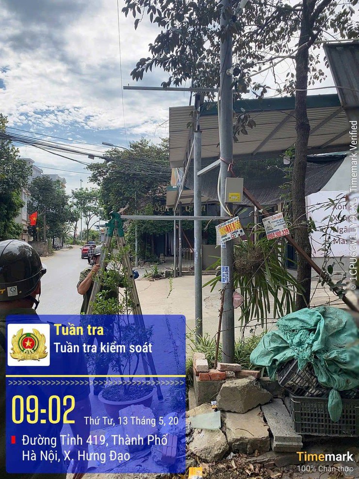 CHUNG TAY GIỮ GÌN TRẬT TỰ ĐÔ THỊ, AN TOÀN GIAO THÔNG VÀ VỆ SINH MÔI TRƯỜNG- Ảnh 1.
