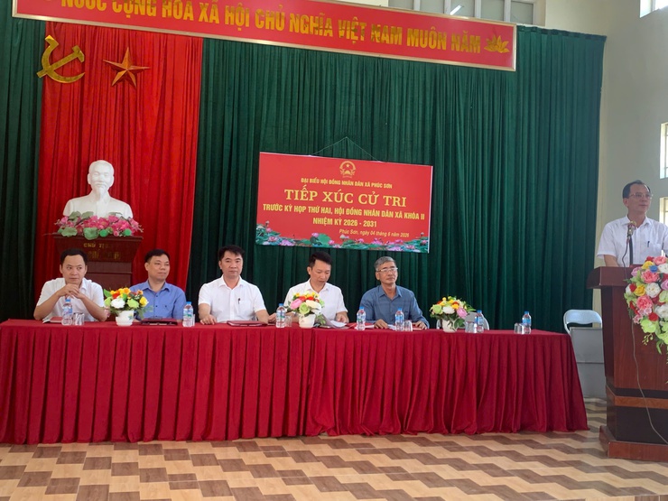 HĐND XÃ TỔ CHỨC HỘI NGHỊ TIẾP XÚC CỬ TRI TRƯỚC KỲ HỌP THỨ 2 HĐND XÃ PHÚC SƠN KHÓA II, NHIỆM KỲ 2026 - 2031- Ảnh 1.