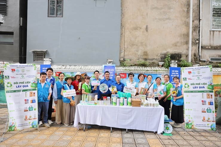 Phường Ba Đình tổ chức Lễ ra quân hưởng ứng Ngày Môi trường thế giới và Tháng hành động vì môi trường năm 2026- Ảnh 3.