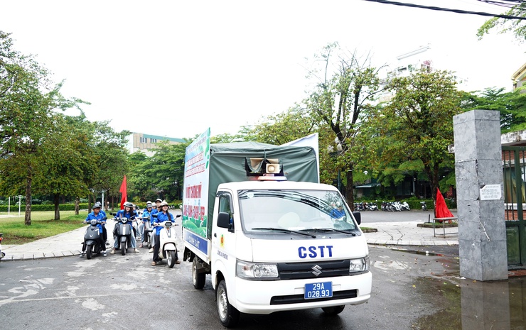 Phường Chương Mỹ tuyên truyền lưu động hưởng ứng Ngày Môi trường thế giới (5/6), Tháng hành động vì môi trường năm 2026 - Ảnh 3.