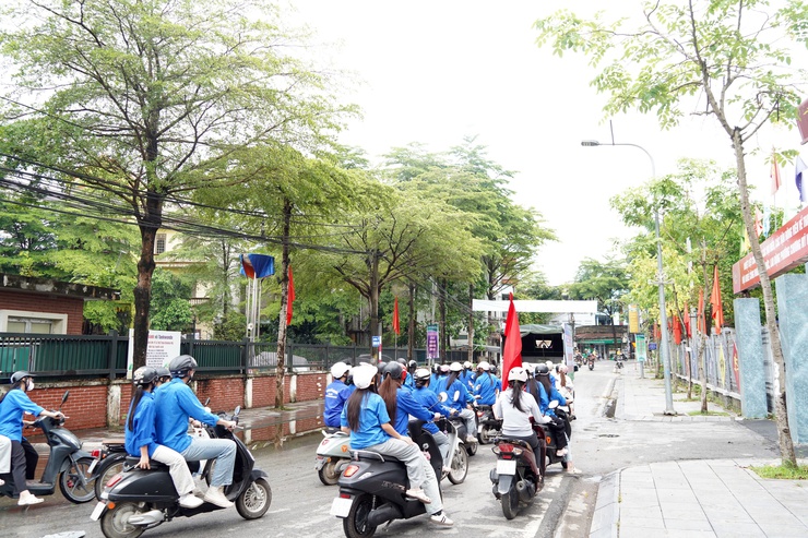 Phường Chương Mỹ tuyên truyền lưu động hưởng ứng Ngày Môi trường thế giới (5/6), Tháng hành động vì môi trường năm 2026 - Ảnh 6.