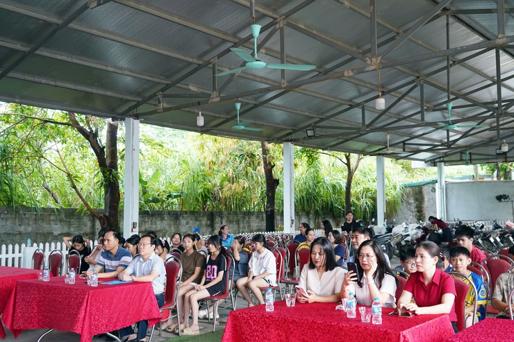 Chương Mỹ khai giảng lớp dạy bơi phòng, chống đuối nước cho trẻ em năm 2026- Ảnh 2.