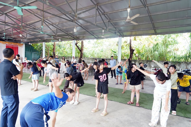 Chương Mỹ khai giảng lớp dạy bơi phòng, chống đuối nước cho trẻ em năm 2026- Ảnh 10.