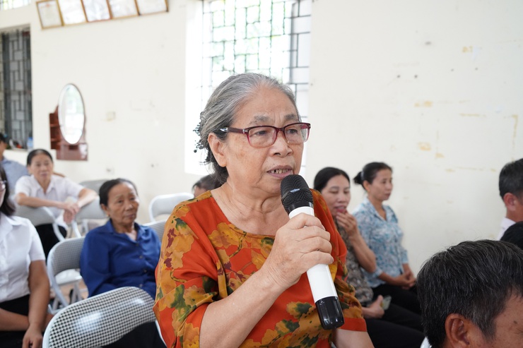 Phó Bí thư Thường trực Đảng ủy phường Chương Mỹ -  Vũ Ngọc Hòa cùng Tổ đại biểu số 2 HĐND phường tiếp xúc cử tri trước kỳ họp thường lệ giữa năm 2026- Ảnh 6.