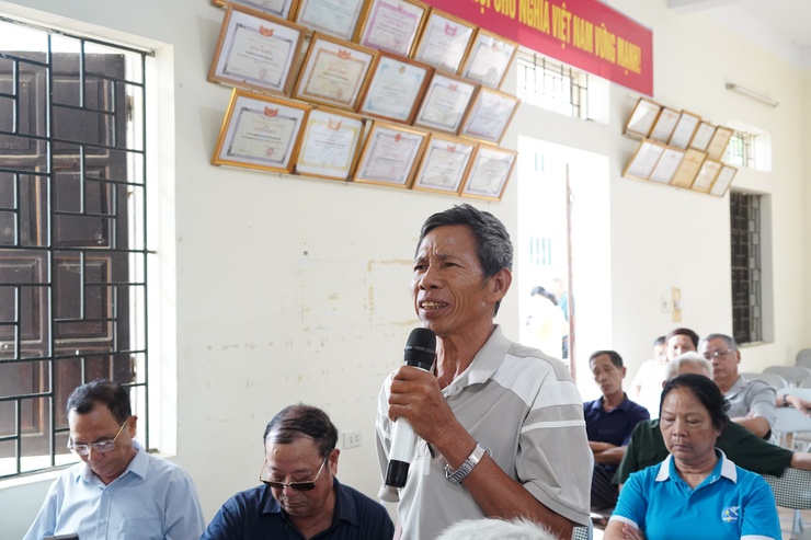Phó Bí thư Thường trực Đảng ủy phường Chương Mỹ -  Vũ Ngọc Hòa cùng Tổ đại biểu số 2 HĐND phường tiếp xúc cử tri trước kỳ họp thường lệ giữa năm 2026- Ảnh 8.