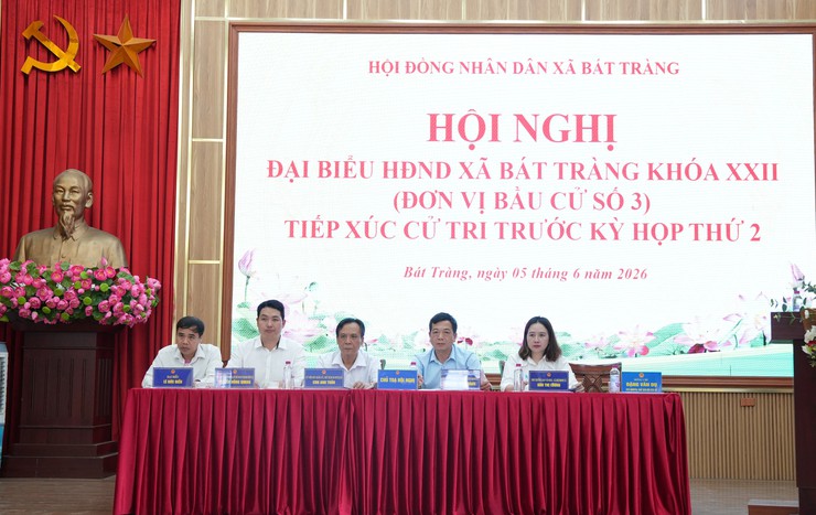Các tổ đại biểu HĐND xã Bát Tràng tiếp xúc cử tri trước Kỳ họp thứ hai HĐND xã nhiệm kỳ 2026-2031- Ảnh 7.