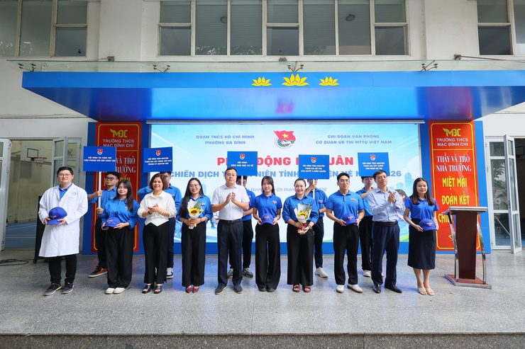 Phường Ba Đình tổ chức Lễ ra quân hưởng ứng Ngày Môi trường thế giới và Tháng hành động vì môi trường năm 2026- Ảnh 4.