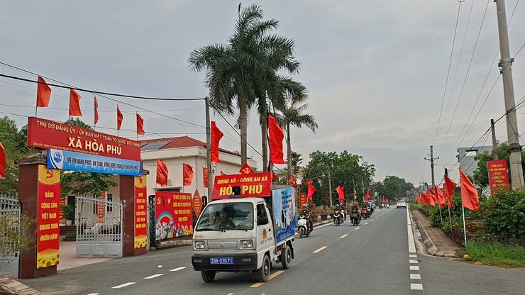 Xã Hòa Phú: Tổ chức ra quân tuyên truyền lưu động hưởng ứng Tháng hành động phòng, chống ma túy năm 2026- Ảnh 7.