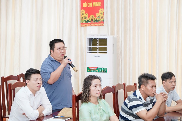 Hội nghị nghe đơn vị tư vấn báo cáo phương án thiết kế, quy hoạch Dự án xây mới Trường Trung học cơ sở Vân Từ- Ảnh 3.