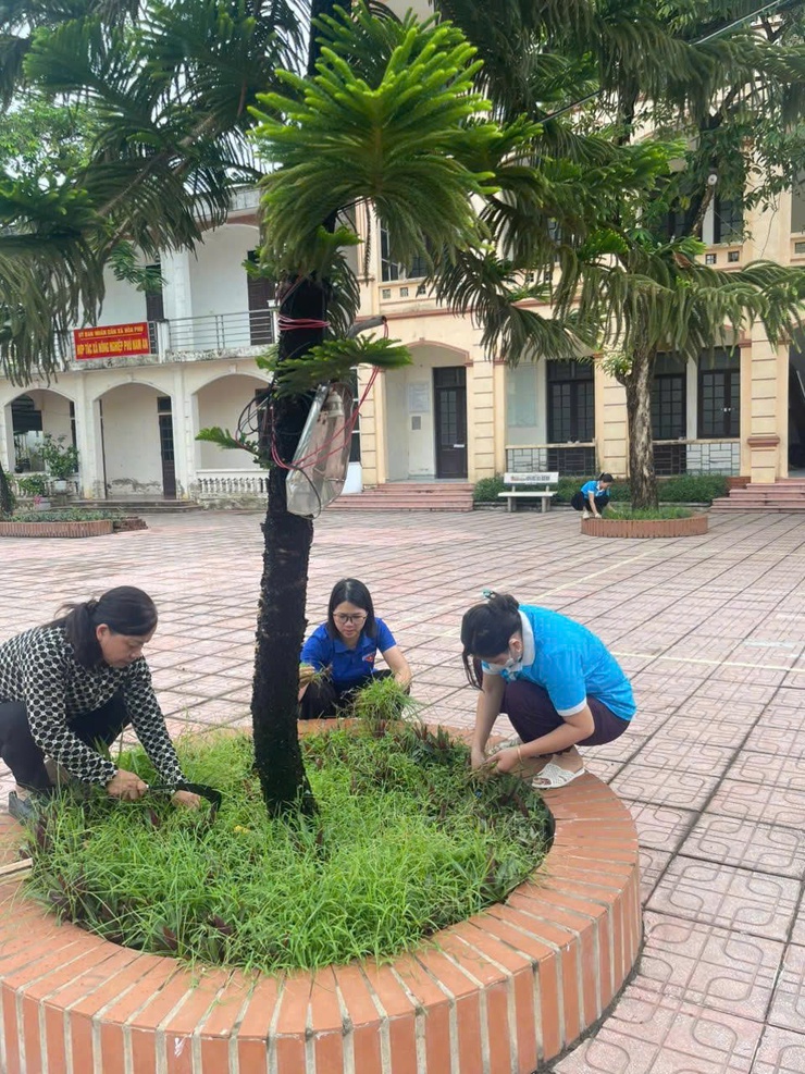 Xã Hòa Phú phát động phong trào “Toàn dân chung tay bảo vệ môi trường, vì Thủ đô Xanh – Sạch – Đẹp”- Ảnh 13.