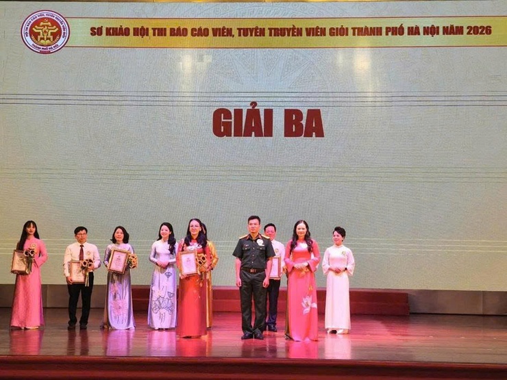 Phường Đông Ngạc xuất sắc giành Giải Ba Sơ khảo Hội thi Báo cáo viên, Tuyên truyền viên giỏi năm 2026 cụm 3 – Thành phố Hà Nội- Ảnh 7.