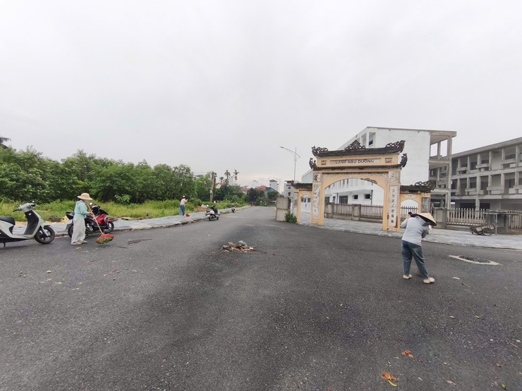 Xã Thiên Lộc ra quân hưởng ứng phong trào "Toàn dân chung tay bảo vệ môi trường, vì Thủ đô Xanh – Sạch – Đẹp" với chủ đề Hà Nội chung tay hành động vì không khí sạch và giao thông xanh.- Ảnh 13.