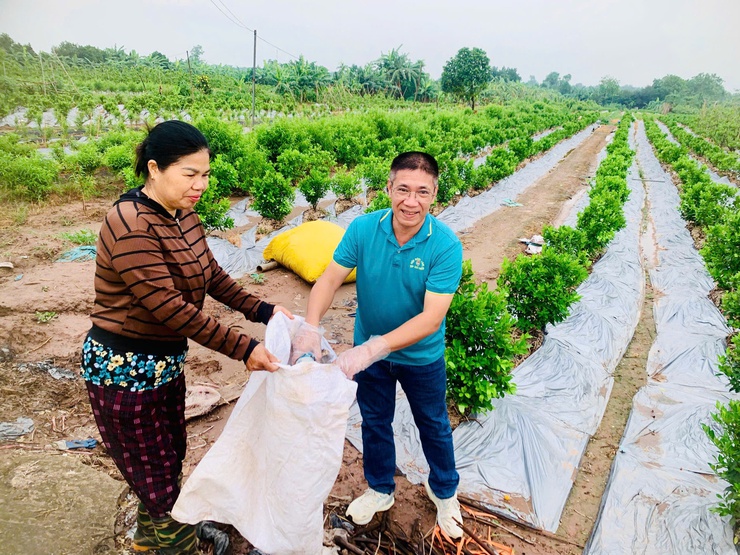 Nam Phù: Mỗi hội viên nông dân là một "hạt nhân xanh" bảo vệ môi trường- Ảnh 2.