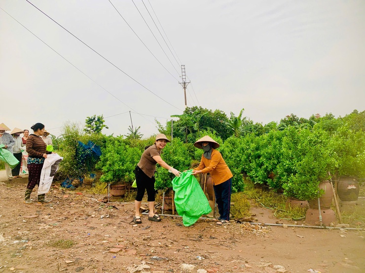 Nam Phù: Mỗi hội viên nông dân là một "hạt nhân xanh" bảo vệ môi trường- Ảnh 3.