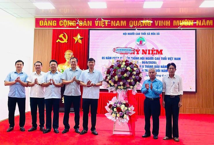 PHÁT HUY VAI TRÒ “TUỔI CAO - GƯƠNG SÁNG”, HỘI NGƯỜI CAO TUỔI XÃ HÒA XÁ KỶ NIỆM 85 NĂM NGÀY TRUYỀN THỐNG VÀ SƠ KẾT CÔNG TÁC 6 THÁNG ĐẦU NĂM- Ảnh 1.