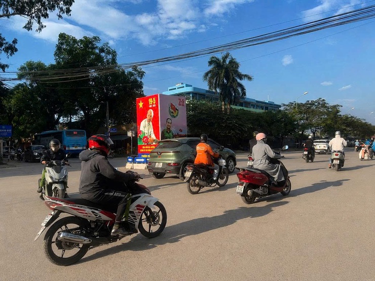 Phường Đông Ngạc: Đẩy mạnh công tác tuyên truyền để giải quyết “điểm nghẽn” trật tự đô thị- Ảnh 2.