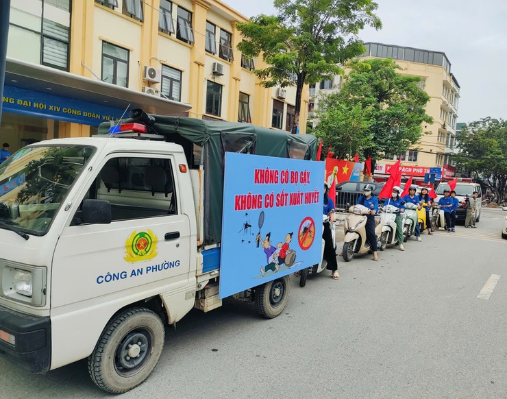 Phường Phú Thượng phát động chiến dịch vệ sinh môi trường hưởng ứng ngày ASEAN phòng, chống sốt xuất huyết năm 2026- Ảnh 8.