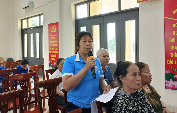 Các tổ đại biểu HĐND xã Bát Tràng tiếp xúc cử tri trước Kỳ họp thứ hai HĐND xã nhiệm kỳ 2026-2031- Ảnh 5.